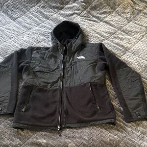 The North Face Men's Black Performance Jacket size Medium
